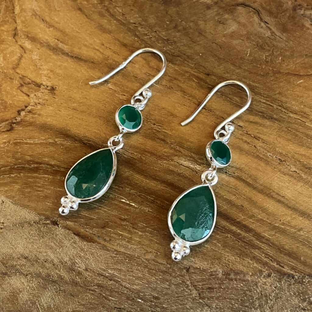 Earrings with emerald and chalcedony-2