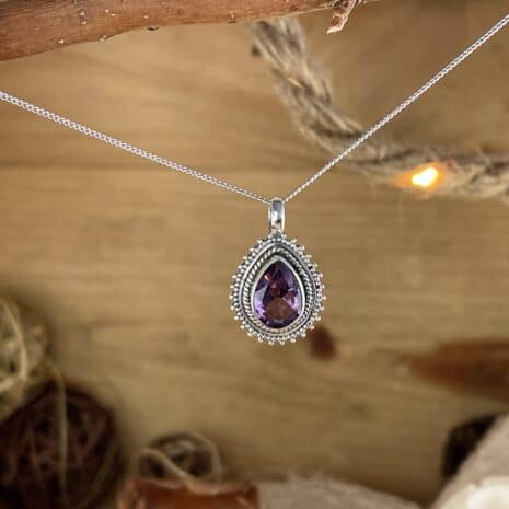Pendant with amethyst in silver