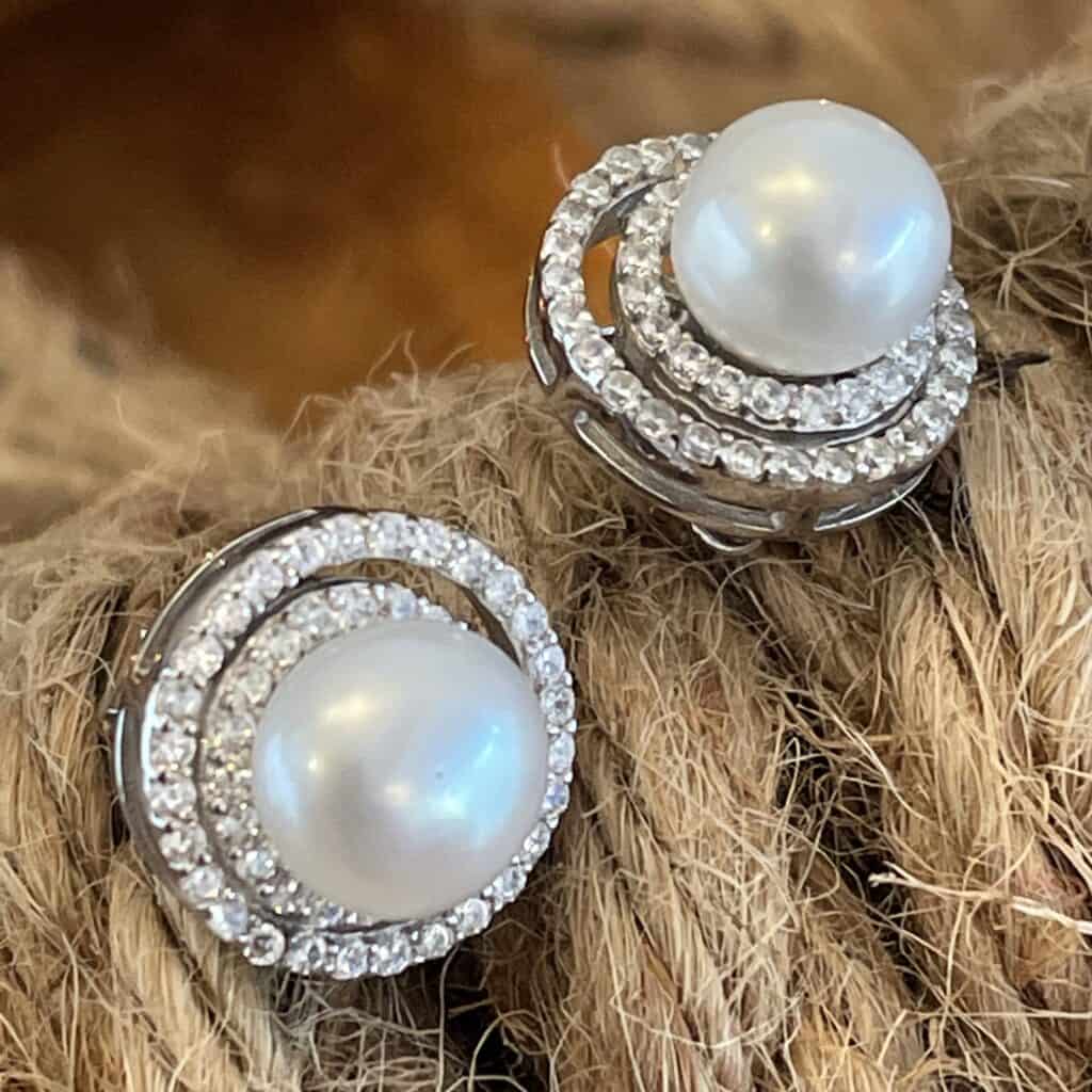 silver pearl stud earrings