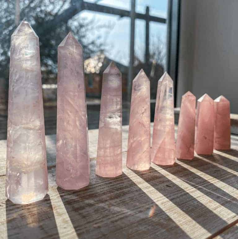 Rose quartz meaning and healing properties