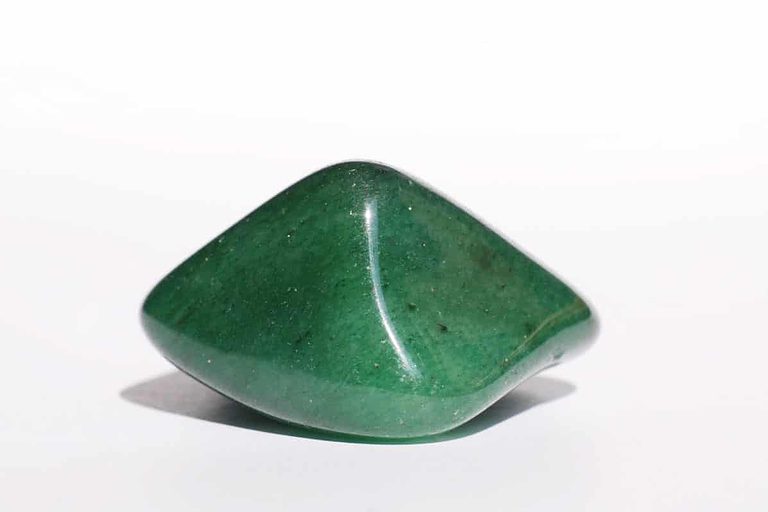 Green Aventurine meaning and properties