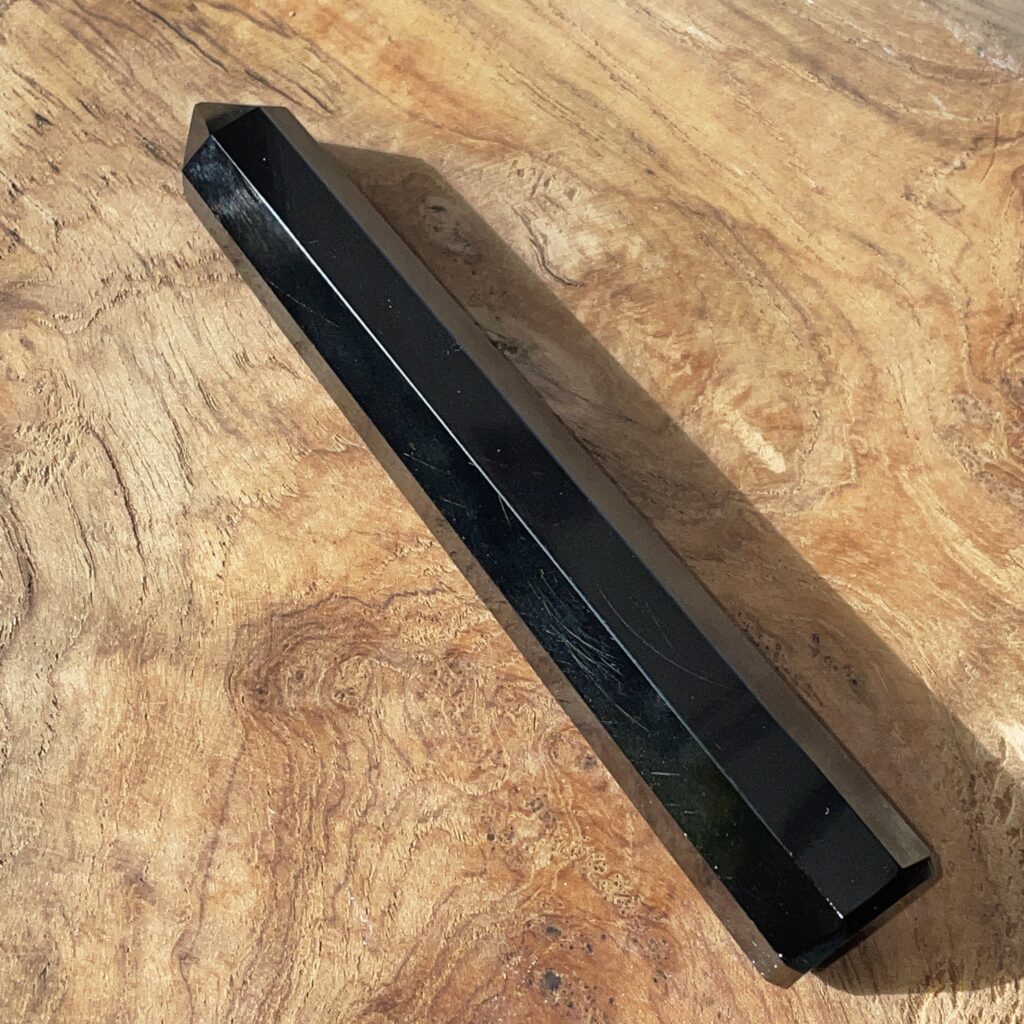 Obsidian Obelisk-1